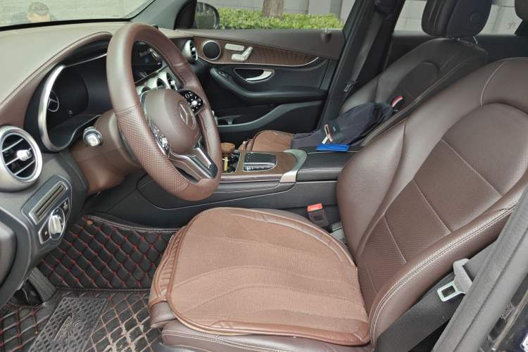 Used Mercedes-Benz GLC 2020 GLC 260 L 4MATIC Luxury Model Left Front Seat