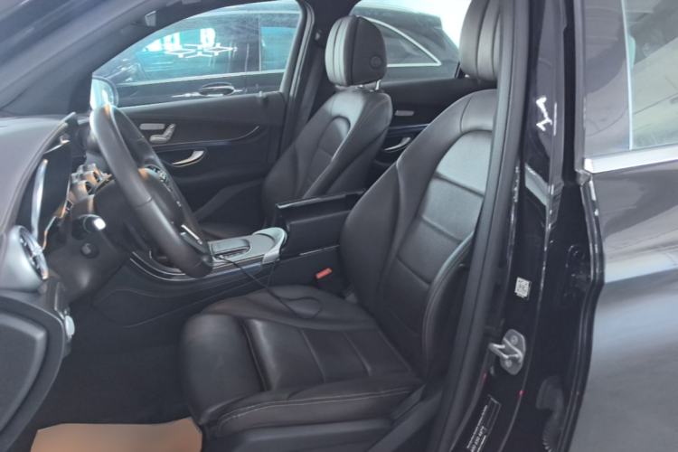 Used Mercedes-Benz GLC 2020 GLC 300 L 4MATIC Dynamic Edition Left Front Seat