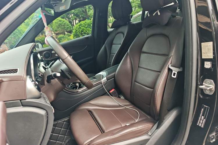 Used Mercedes-Benz GLC 2020 Facelift GLC 260 L 4MATIC Luxury Edition Left Front Seat