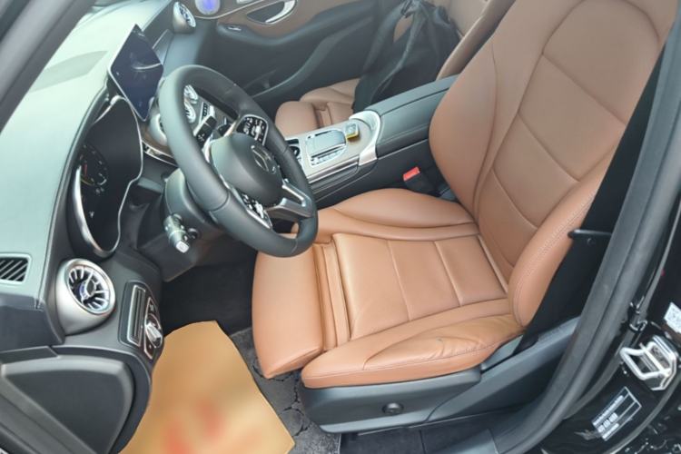 Used Mercedes-Benz GLC 2020 Facelifted GLC 300 L 4MATIC Luxury Edition Left Front Seat
