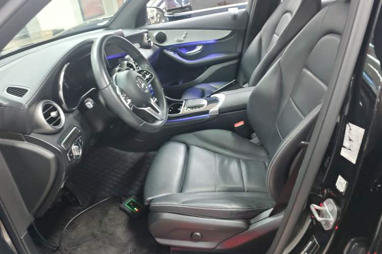 Used Mercedes-Benz GLC 2020 Facelifted GLC 260 L 4MATIC Dynamic Edition Left Front Seat