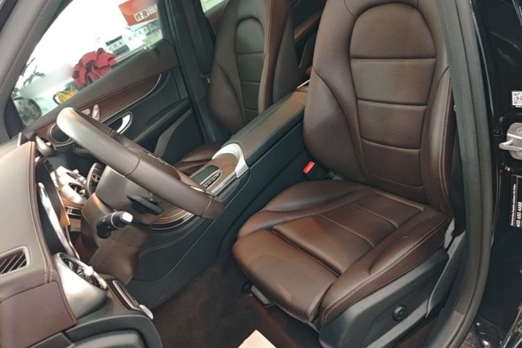 Used Mercedes-Benz GLC 2020 Facelift GLC 260 L 4MATIC Luxury Edition Left Front Seat
