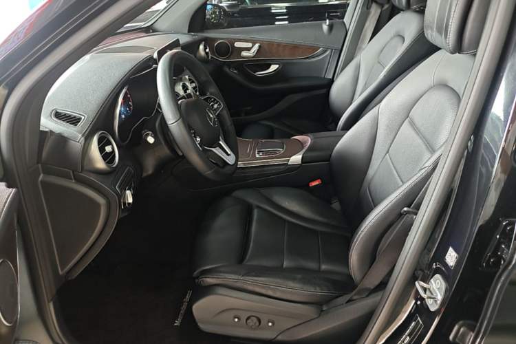 Used Mercedes-Benz GLC 2020 GLC 260 L 4MATIC Luxury Model Left Front Seat