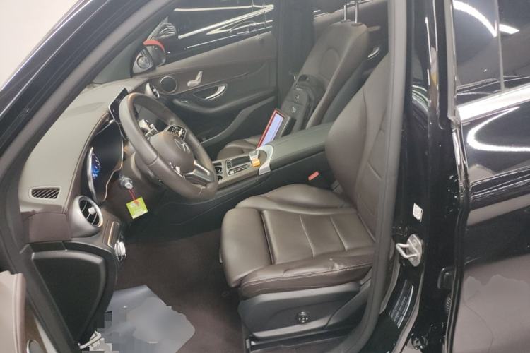Used Mercedes-Benz GLC 2020 Facelifted GLC 260 L 4MATIC Dynamic Edition Left Front Seat