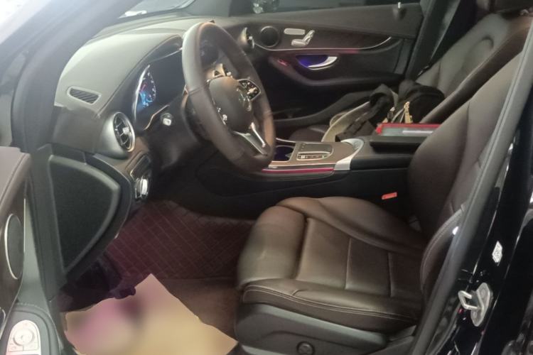 Used Mercedes-Benz GLC 2020 Facelift GLC 260 L 4MATIC Luxury Edition Left Front Seat