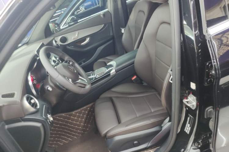 Used Mercedes-Benz GLC 2020 GLC 260 L 4MATIC Dynamic Model Left Front Seat