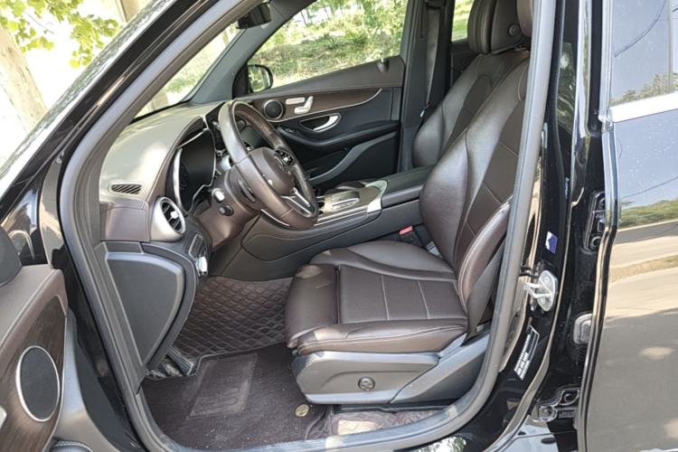 Used Mercedes-Benz GLC 2020 Facelifted GLC 260 L 4MATIC Dynamic Edition Left Front Seat