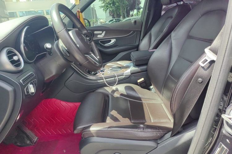 Used Mercedes-Benz GLC 2020 Facelift GLC 260 L 4MATIC Luxury Edition Left Front Seat