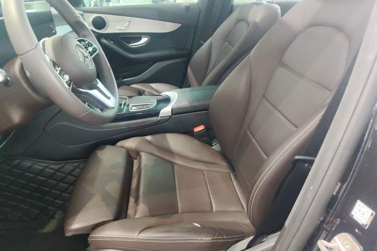 Used Mercedes-Benz GLC 2020 Facelifted GLC 260 L 4MATIC Dynamic Edition Left Front Seat