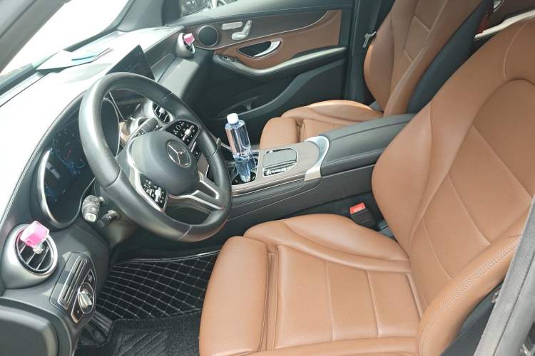 Used Mercedes-Benz GLC 2020 Facelift GLC 300 L 4MATIC Dynamic Edition Left Front Seat