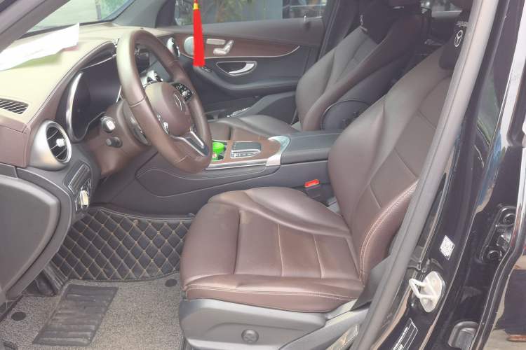 Used Mercedes-Benz GLC 2020 Facelift GLC 300 L 4MATIC Dynamic Edition Left Front Seat