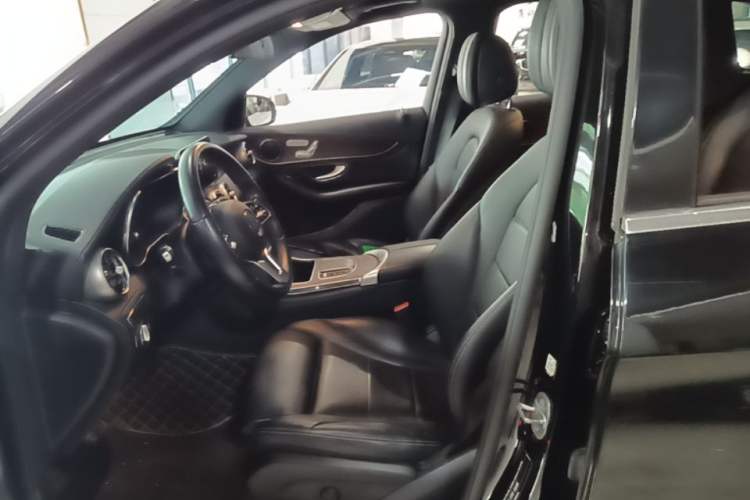 Used Mercedes-Benz GLC 2020 GLC 300 L 4MATIC Dynamic Edition Left Front Seat