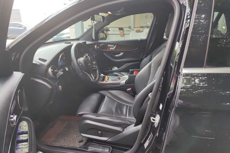 Used Mercedes-Benz GLC 2020 GLC 260 L 4MATIC Luxury Model Left Front Seat