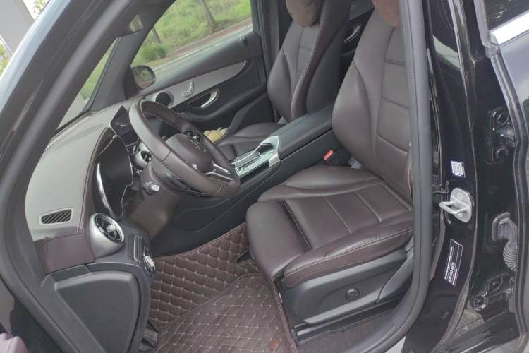 Used Mercedes-Benz GLC 2020 Facelifted GLC 260 L 4MATIC Dynamic Edition Left Front Seat