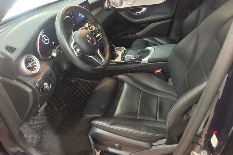 Used Mercedes-Benz GLC 2020 Facelifted GLC 260 L 4MATIC Dynamic Edition Left Front Seat