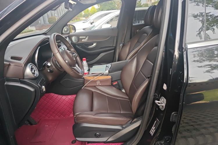 Used Mercedes-Benz GLC 2020 Facelift GLC 260 L 4MATIC Luxury Edition Left Front Seat