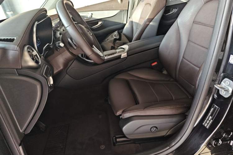 Used Mercedes-Benz GLC 2020 Facelifted GLC 260 L 4MATIC Dynamic Edition Left Front Seat