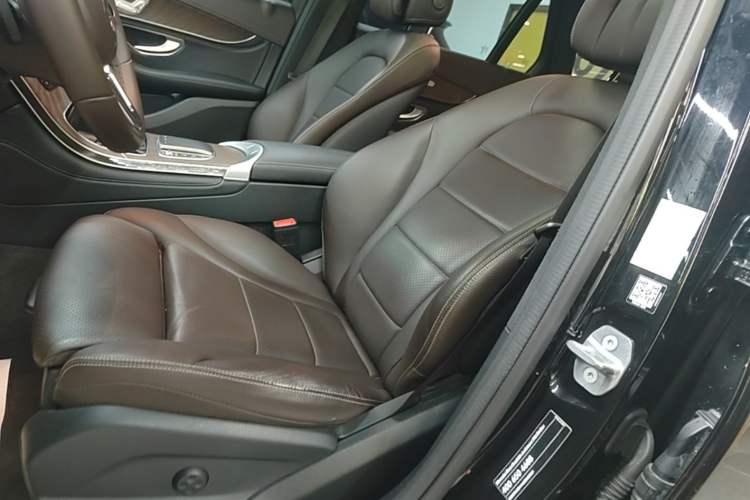 Used Mercedes-Benz GLC 2020 GLC 260 L 4MATIC Luxury Model Left Front Seat