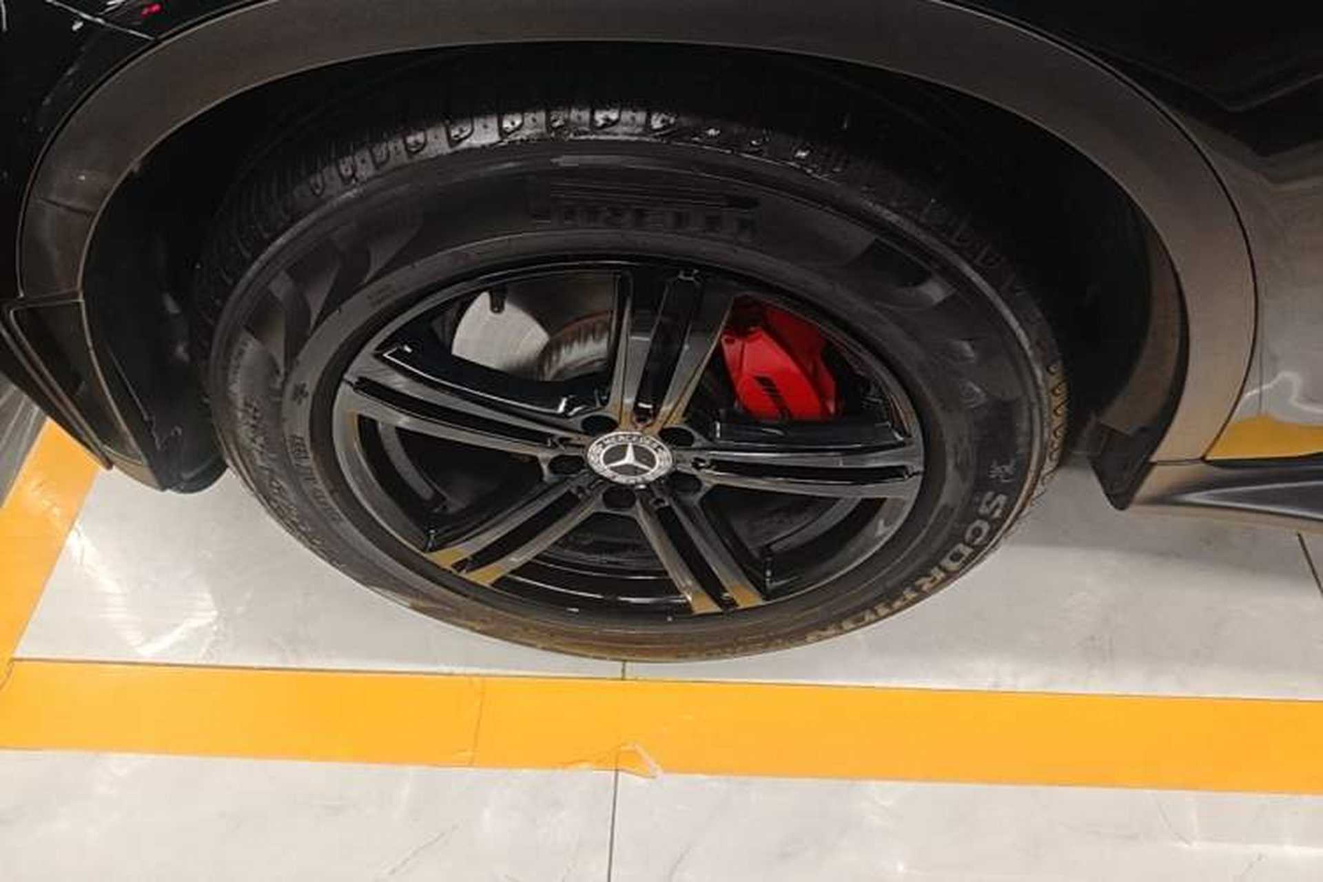 Used Mercedes-Benz GLC 2020 GLC 260 L 4MATIC Luxury Model Left Front Wheel Hub