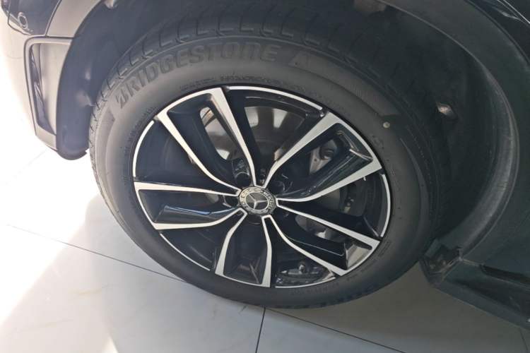 Used Mercedes-Benz GLC 2020 GLC 260 L 4MATIC Luxury Model Left Front Wheel Hub
