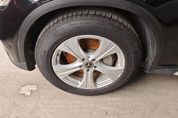 Used Mercedes-Benz GLC 2020 GLC 260 L 4MATIC Dynamic Model Left Front Wheel Hub