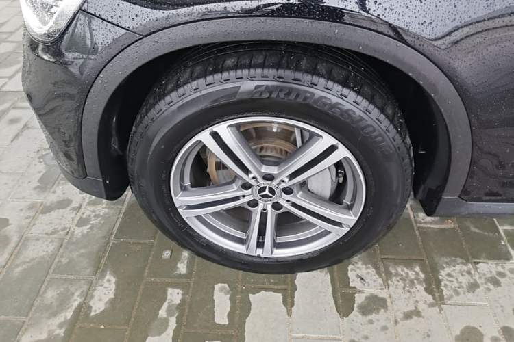 Used Mercedes-Benz GLC 2020 Facelifted GLC 260 L 4MATIC Dynamic Edition Left Front Wheel Hub