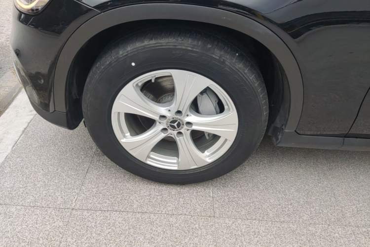 Used Mercedes-Benz GLC 2020 GLC 260 L 4MATIC Dynamic Model Left Front Wheel Hub