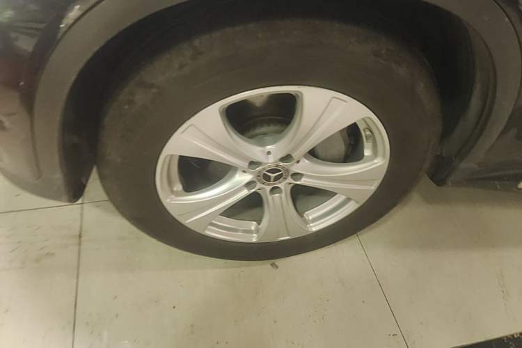 Used Mercedes-Benz GLC 2020 GLC 260 L 4MATIC Dynamic Model Left Front Wheel Hub