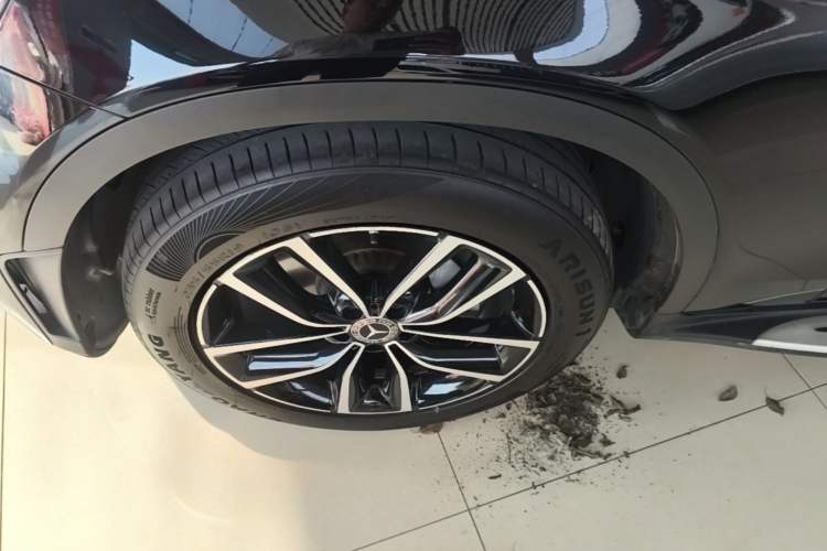 Used Mercedes-Benz GLC 2020 Facelift GLC 300 L 4MATIC Dynamic Edition Left Front Wheel Hub