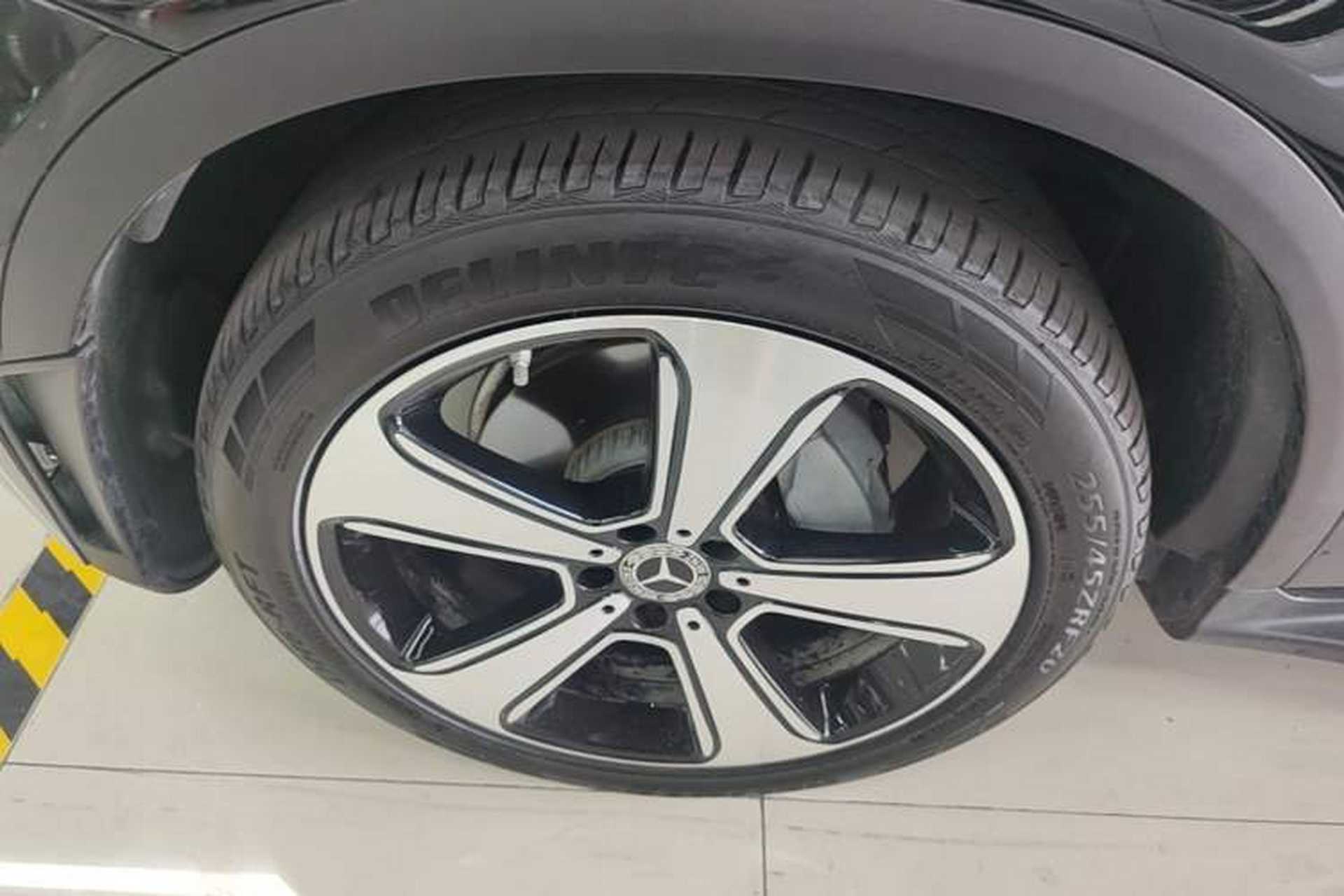 Used Mercedes-Benz GLC 2020 GLC 300 L 4MATIC Luxury Model Left Front Wheel Hub