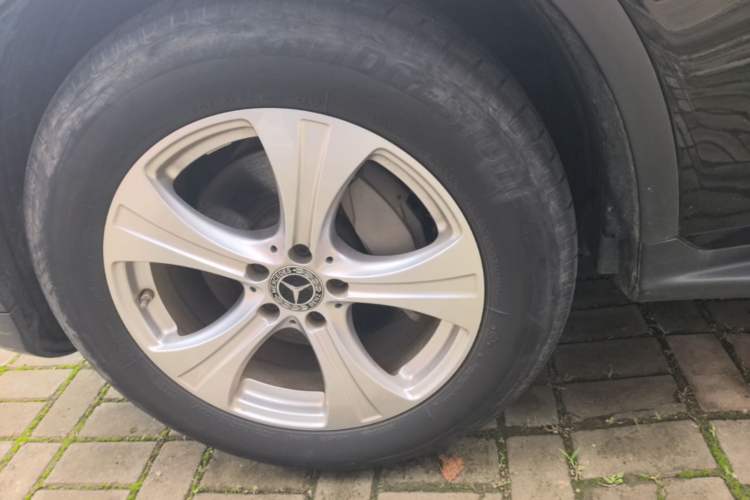 Used Mercedes-Benz GLC 2020 GLC 260 L 4MATIC Dynamic Model Left Front Wheel Hub