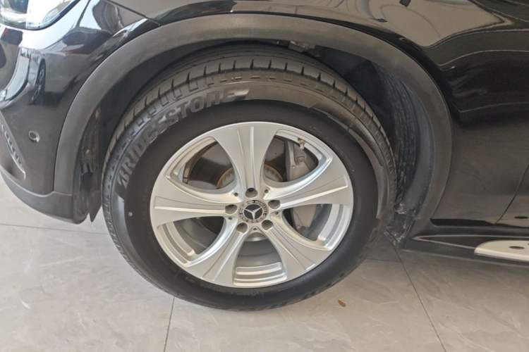 Used Mercedes-Benz GLC 2020 Facelifted GLC 260 L 4MATIC Dynamic Edition Left Front Wheel Hub
