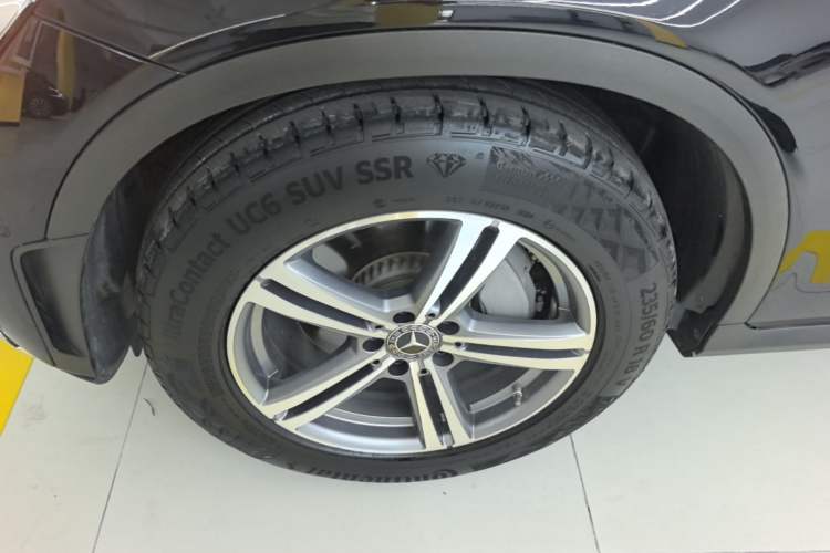 Used Mercedes-Benz GLC 2020 GLC 260 L 4MATIC Luxury Model Left Front Wheel Hub