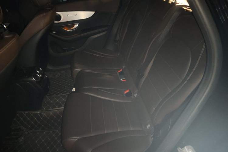 Used Mercedes-Benz GLC 2020 Facelifted GLC 260 L 4MATIC Dynamic Edition Left Rear Seat