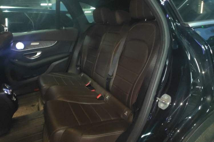 Used Mercedes-Benz GLC 2020 Facelift GLC 300 L 4MATIC Dynamic Edition Left Rear Seat
