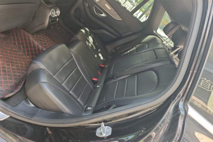 Used Mercedes-Benz GLC 2020 Facelift GLC 260 L 4MATIC Luxury Edition Left Rear Seat