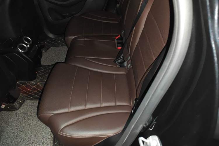 Used Mercedes-Benz GLC 2020 Facelifted GLC 260 L 4MATIC Dynamic Edition Left Rear Seat
