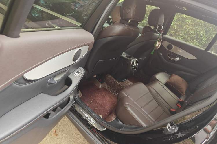 Used Mercedes-Benz GLC 2020 GLC 260 L 4MATIC Dynamic Model Left Rear Seat