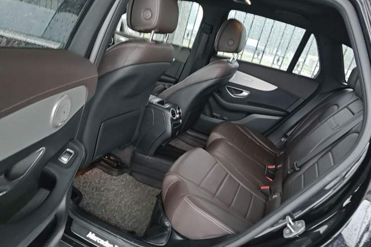 Used Mercedes-Benz GLC 2020 Facelifted GLC 260 L 4MATIC Dynamic Edition Left Rear Seat