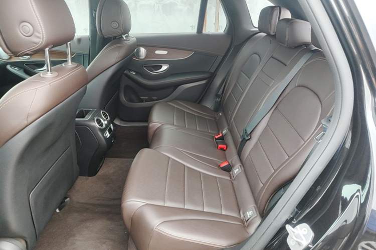 Used Mercedes-Benz GLC 2020 Facelift GLC 300 L 4MATIC Dynamic Edition Left Rear Seat