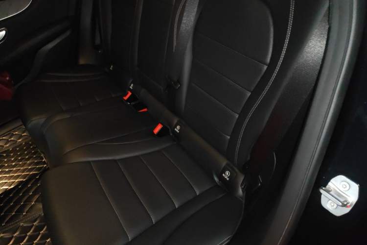 Used Mercedes-Benz GLC 2020 Facelift GLC 300 L 4MATIC Dynamic Edition Left Rear Seat