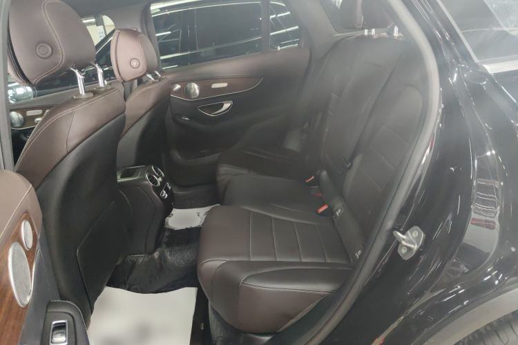 Used Mercedes-Benz GLC 2020 GLC 300 L 4MATIC Luxury Model Left Rear Seat