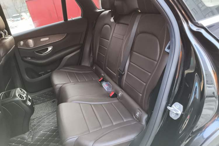 Used Mercedes-Benz GLC 2020 Facelift GLC 300 L 4MATIC Dynamic Edition Left Rear Seat
