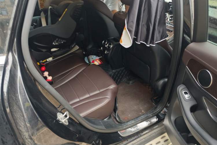 Used Mercedes-Benz GLC 2020 Facelift GLC 300 L 4MATIC Dynamic Edition Left Rear Seat