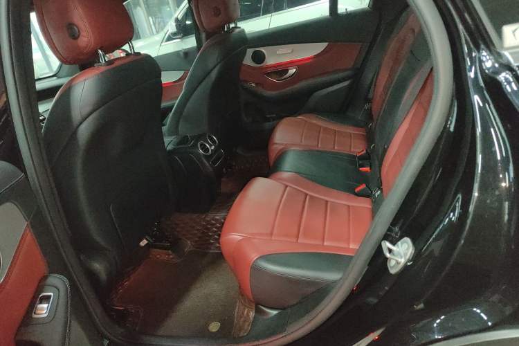 Used Mercedes-Benz GLC 2020 GLC 260 L 4MATIC Luxury Model Left Rear Seat