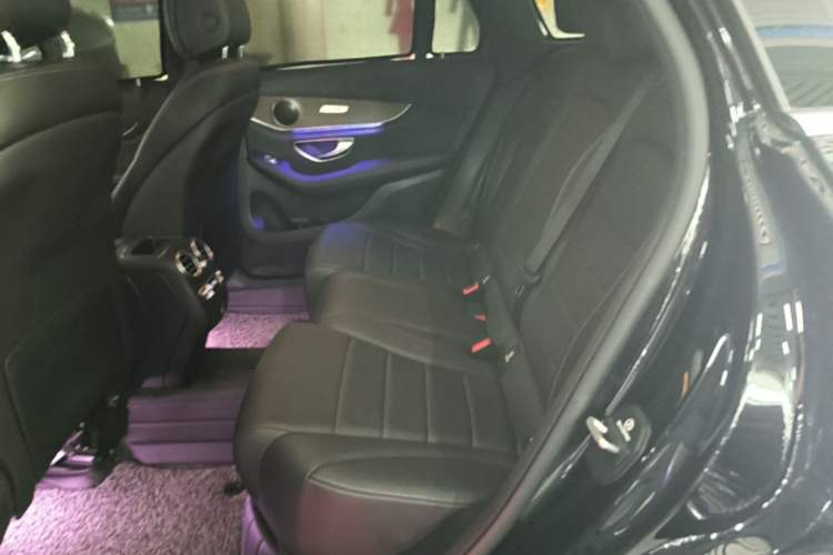 Used Mercedes-Benz GLC 2020 Facelift GLC 300 L 4MATIC Dynamic Edition Left Rear Seat