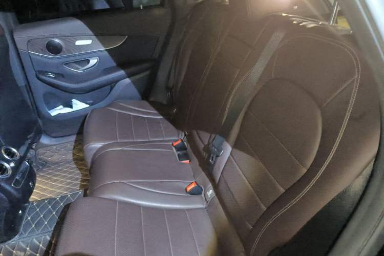 Used Mercedes-Benz GLC 2020 GLC 260 L 4MATIC Luxury Model Left Rear Seat