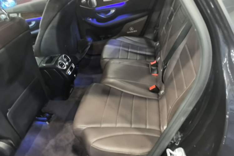 Used Mercedes-Benz GLC 2020 GLC 300 L 4MATIC Luxury Model Left Rear Seat