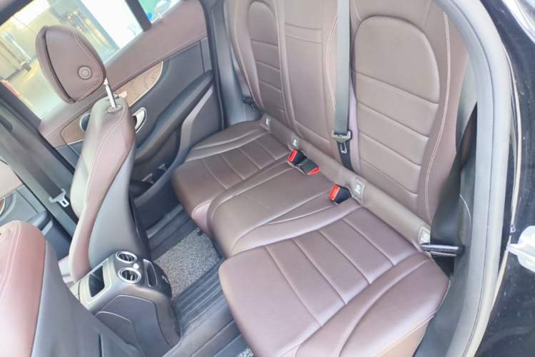 Used Mercedes-Benz GLC 2020 Facelift GLC 260 L 4MATIC Luxury Edition Left Rear Seat