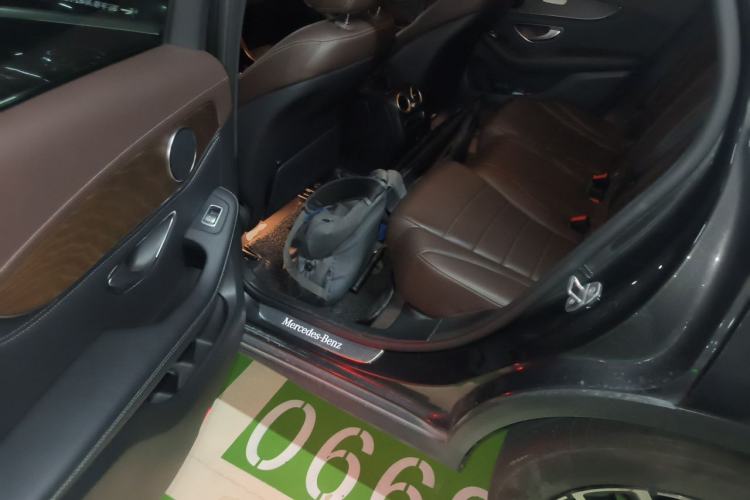 Used Mercedes-Benz GLC 2020 Facelift GLC 260 L 4MATIC Luxury Edition Left Rear Seat